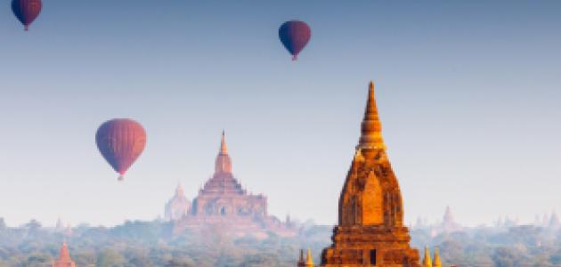 Hot air ballons in Bagan, Myanmar