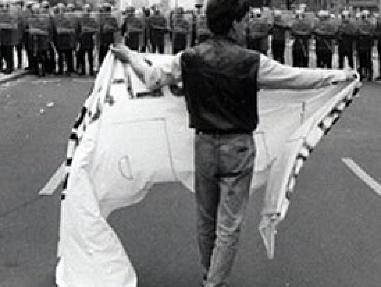 Image for Revolutions in Eastern Europe: The Rise of Democracy, 1989–1990