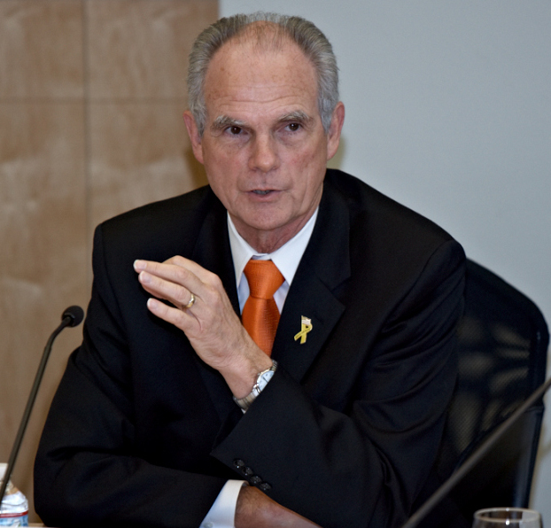 chuck-reed20121101813.jpg