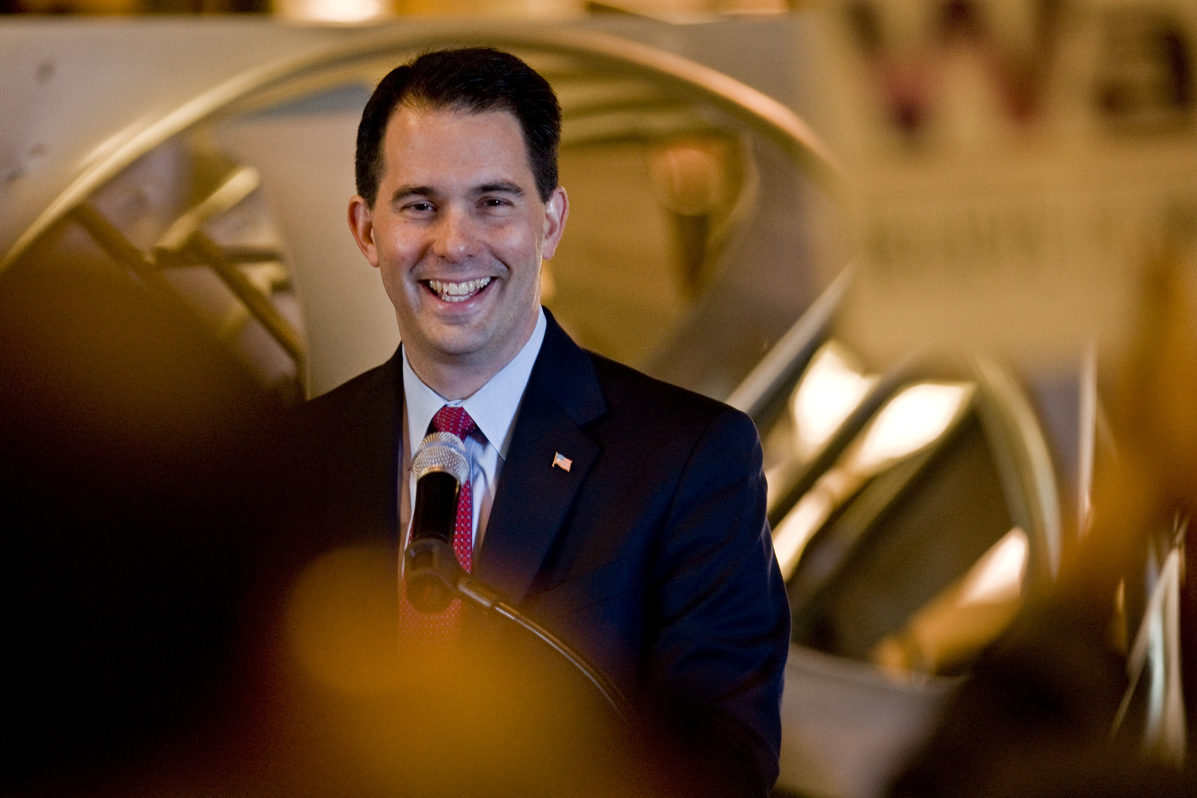 walker_scott_newsphoto.jpg