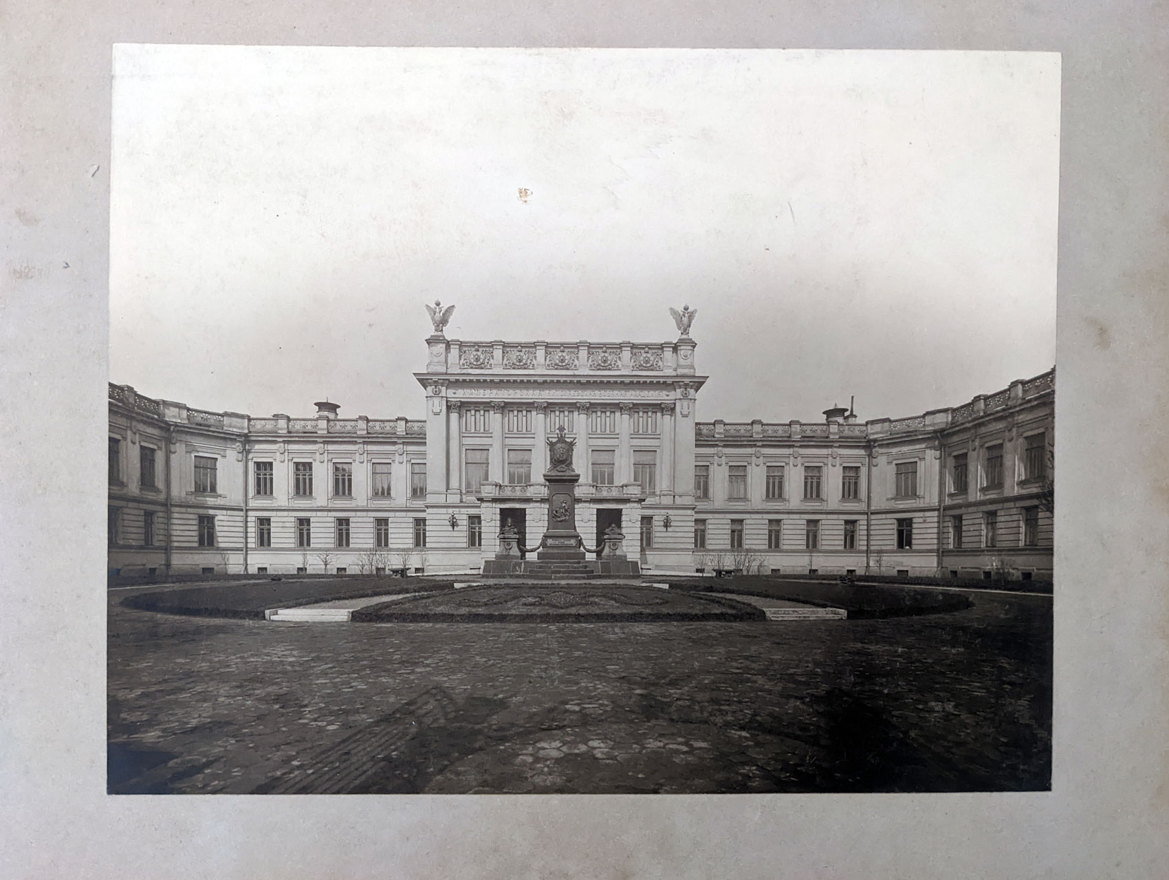 Synnerberg photo of building Corps de Pages