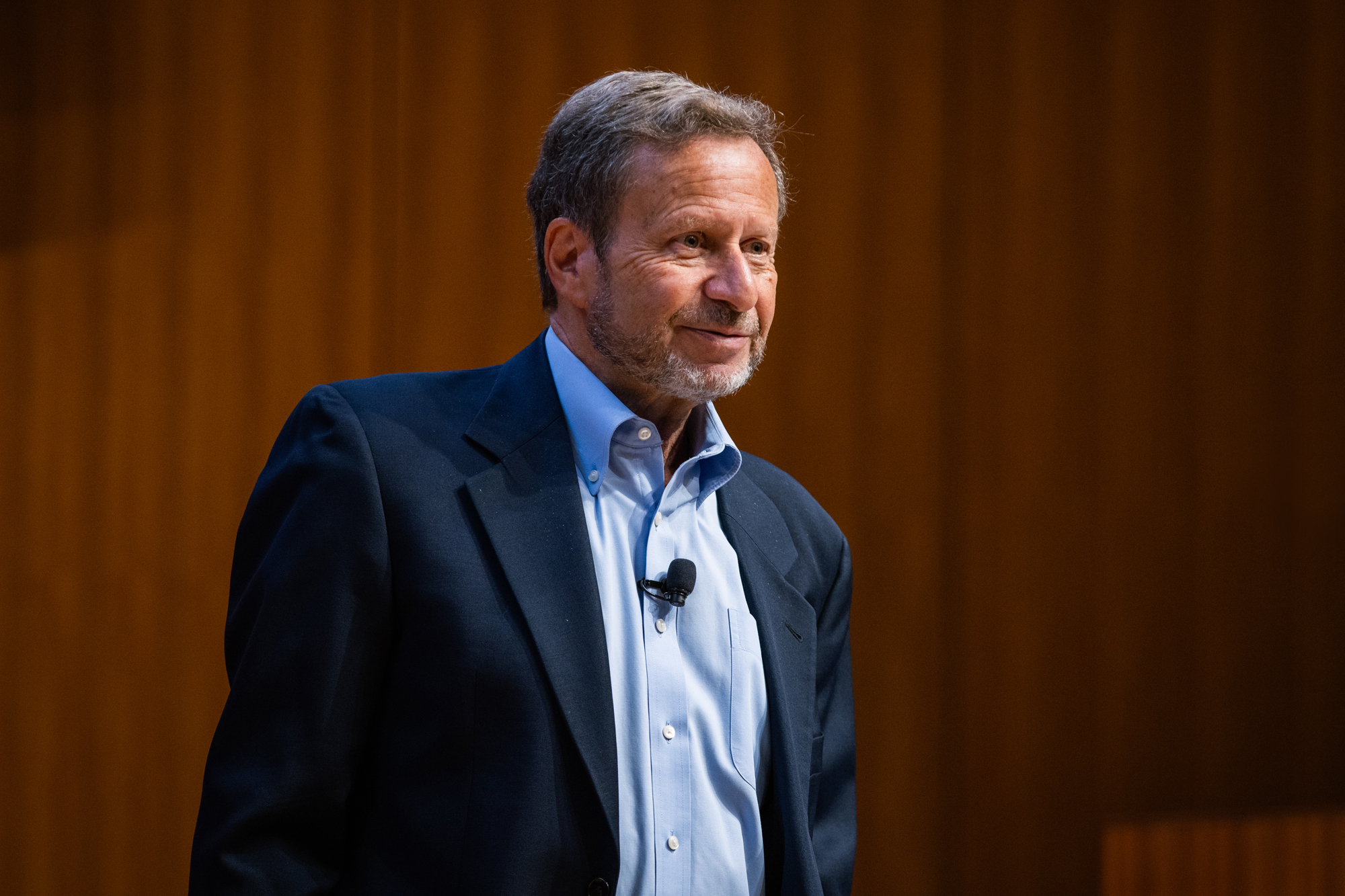Edward Teller Fellow Steven Koonin is seen in Hauck Auditorium on August 12, 2025. (Patrick Beaudouin)
