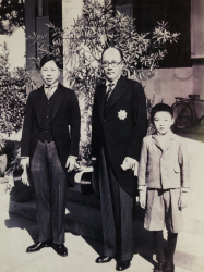 K. C. Wu (left), the reformist mayor of Hankou City, visits with Yang (middle) shortly before Yang’s assassination in 1936.