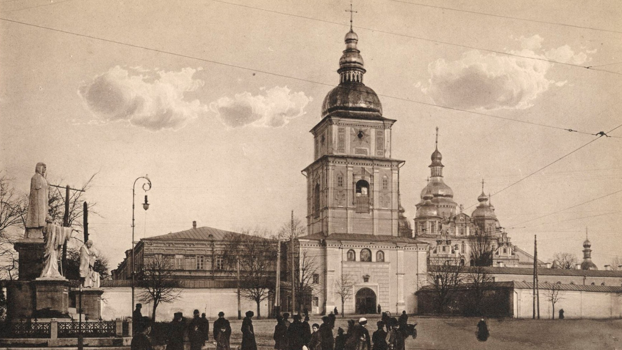 Hoover’s “Photographic Albums Revealed”: Looking Back and Ahead