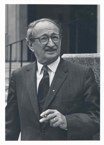  Sidney Hook