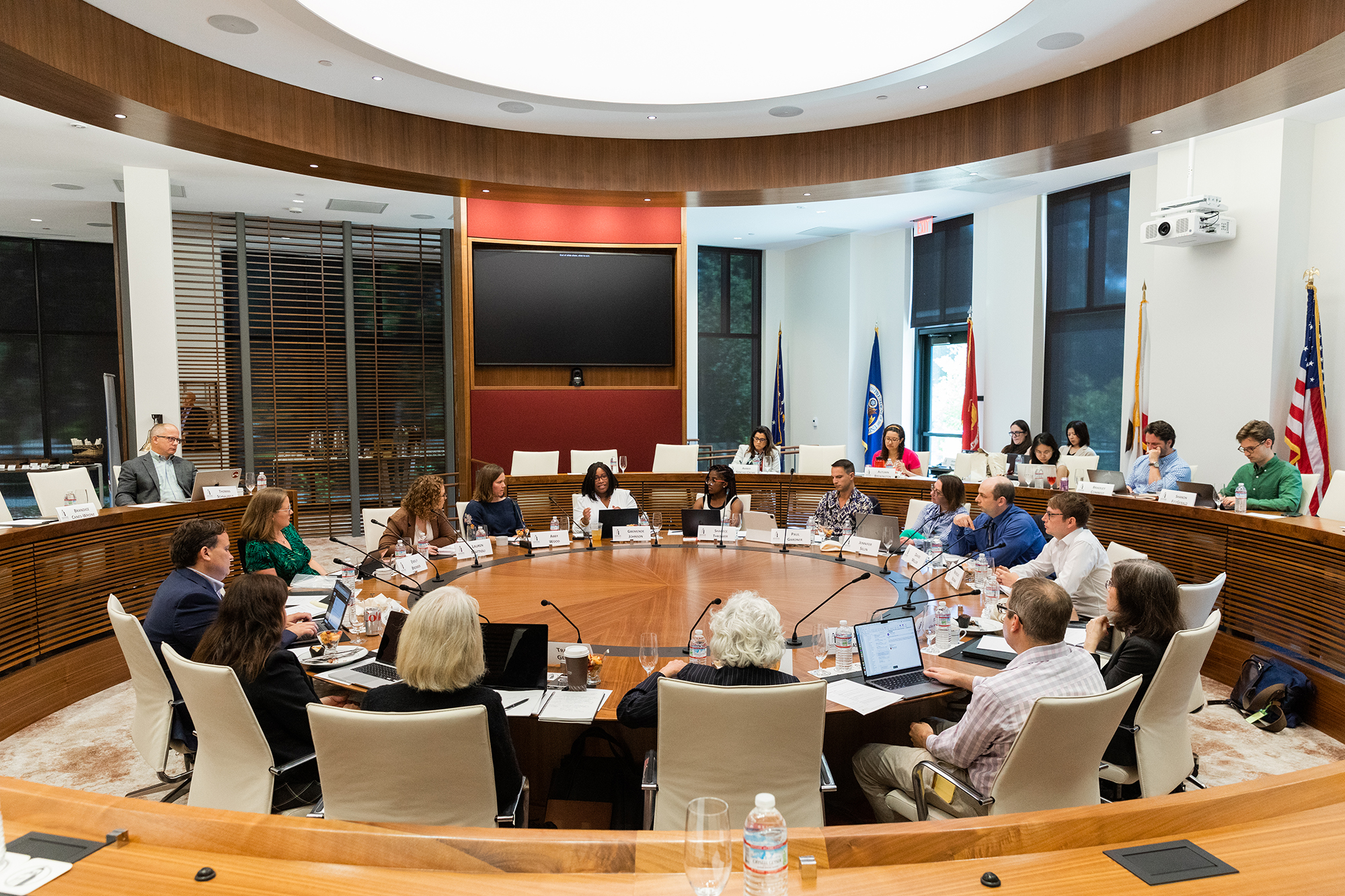 Hoover Institution Convenes Leading Scholars Of Executive-Judicial Branch Relations