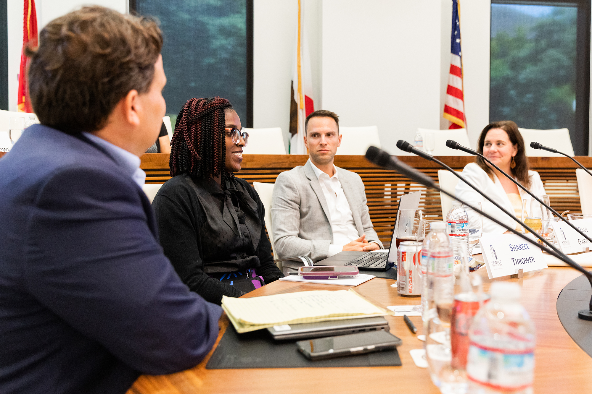Hoover Institution Convenes Leading Scholars Of Executive-Judicial Branch Relations