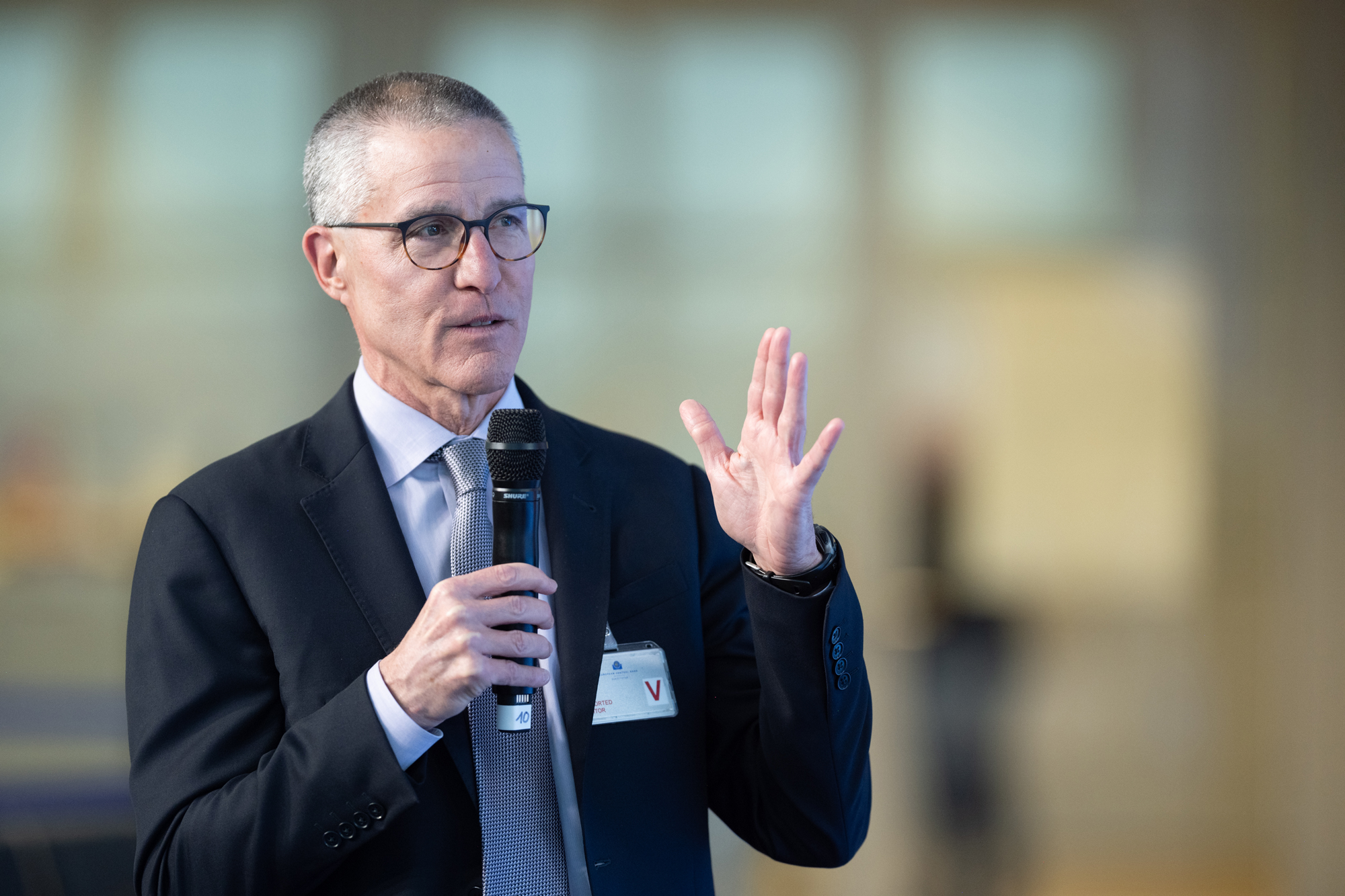 Senior Fellow Ross Levine, co-director of Hoover's Financial Regulation Working Group, chairs a panel on banking. Photo credit: Adrian Petty/ECB