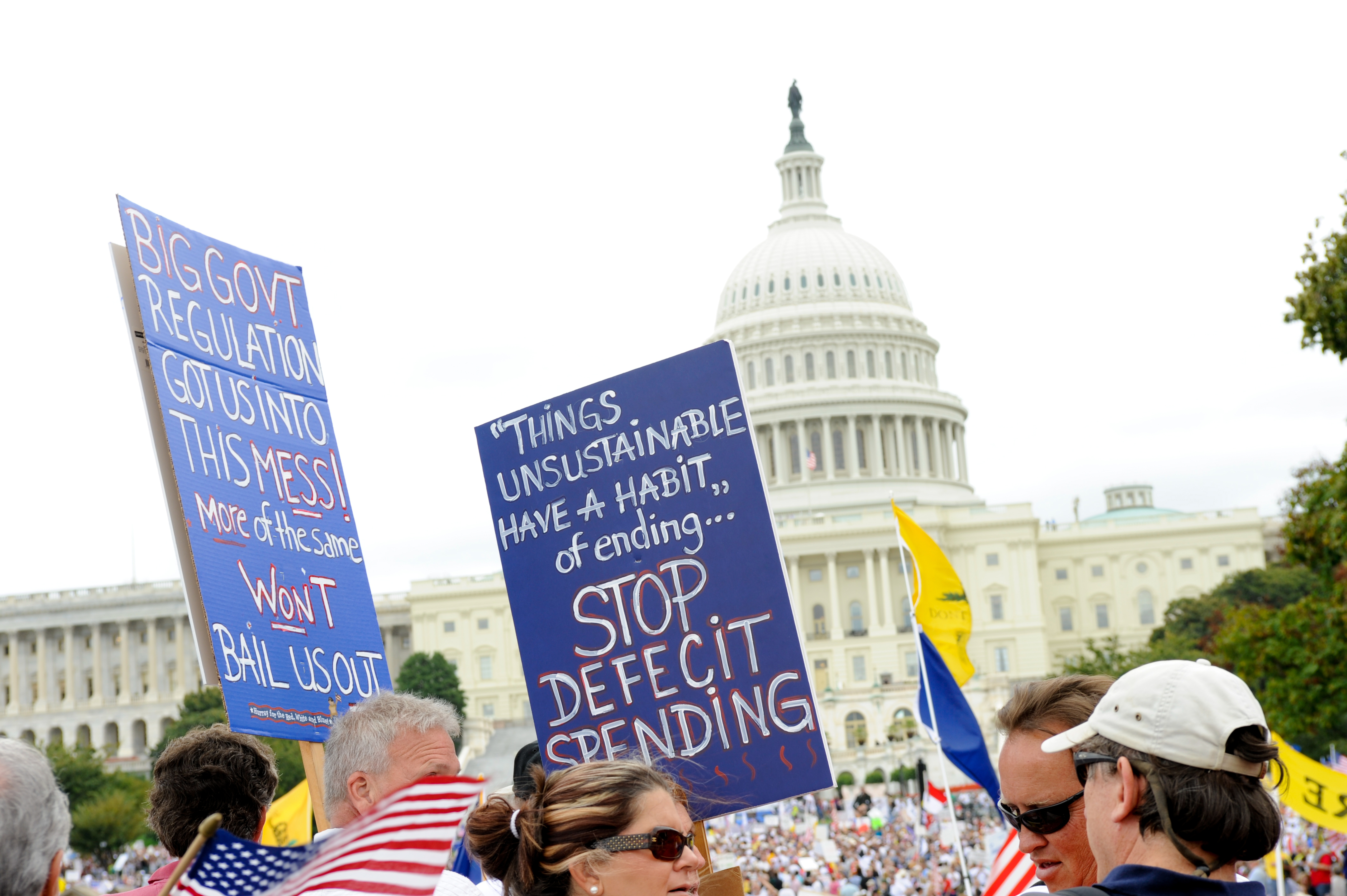 deficit_editorial_shutterstock_36954541.jpg
