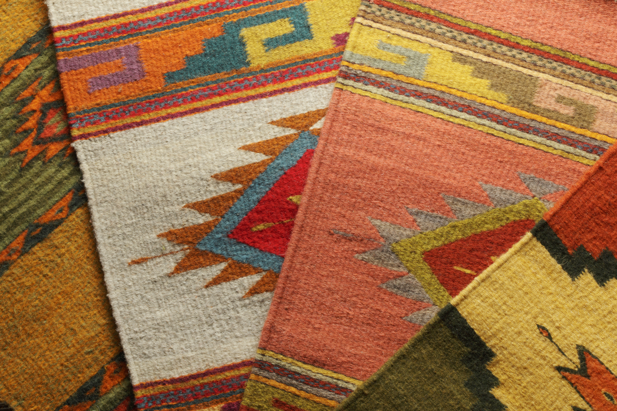 nativeamericanistock-175439081.jpg