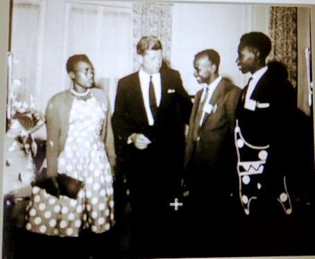 President Kwame Nkrumah of Ghana meets US President, John F. Kennedy.