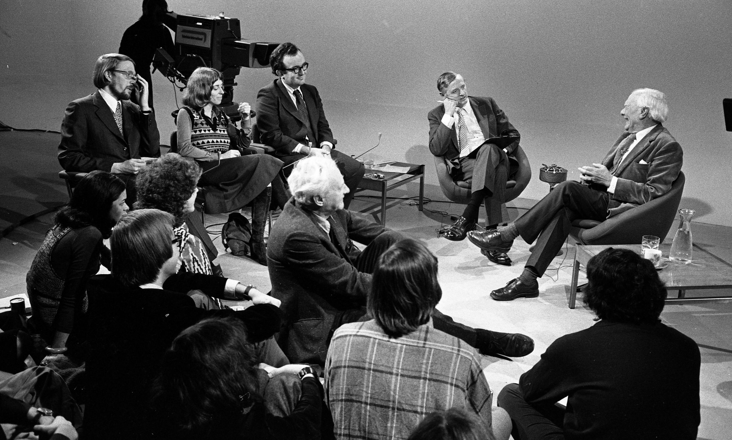 Photograph of William F. Buckley, Malcolm Muggeridge, and Firing Line audience, February 5, 1975, Program S0176