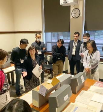 Kay Udea leading a discussion during the Second international workshop on Japanese diaspora 2022