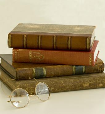booksiStock-92259253.jpg