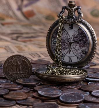 economyiStock-1418903188.jpg