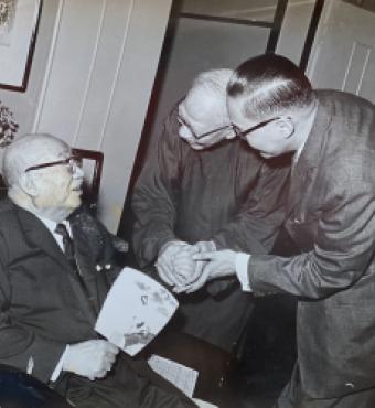 Chao (middle) meets with H. H. Kung (left) in Chiang Kai-shek’s residence in Taipei in September 1964.