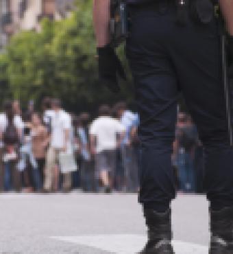 protestpoliceriot   image