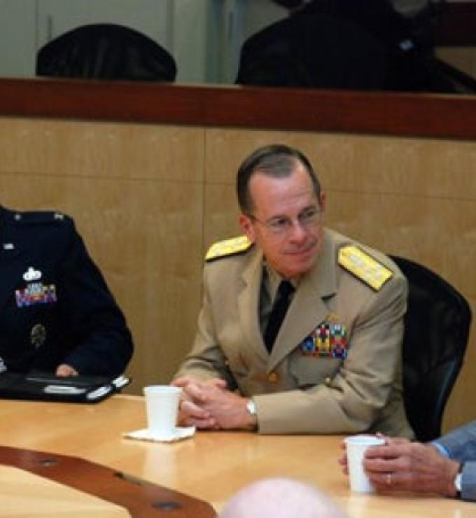 Image for Admiral Michael Mullen visits Hoover