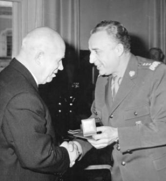 Marian Spychalski with Nikita Khrushchev, Moscow, November 1962