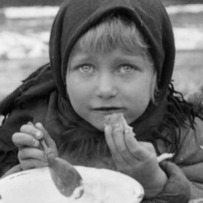 Screencapture of Tsaritsyn girl from film "America's Gift to Famine-Stricken Russia" (1922)