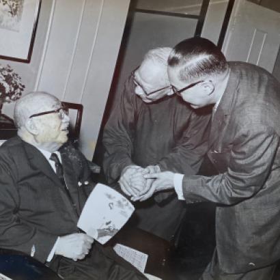 Chao (middle) meets with H. H. Kung (left) in Chiang Kai-shek’s residence in Taipei in September 1964.