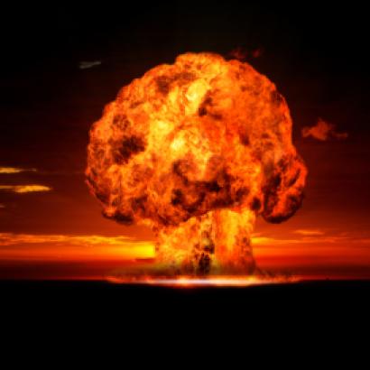 Nuclear bomb&#039;s tell-tale mushroom cloud