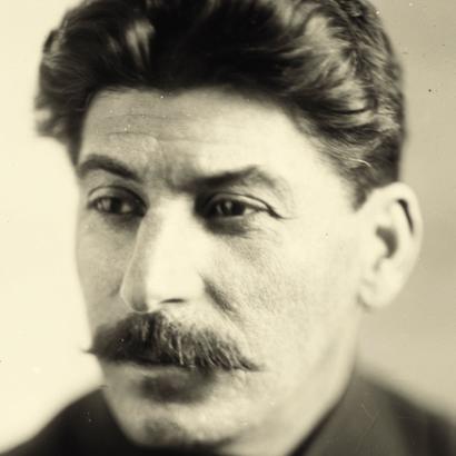 Stalin: Volume I: Paradoxes of Power, 1878-1928