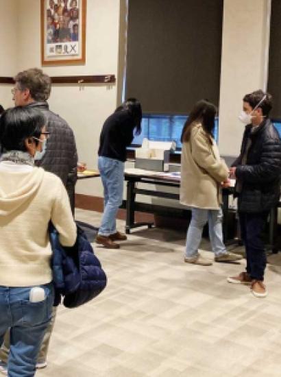 Law librarians and archivists visiting Hoover to look at collection