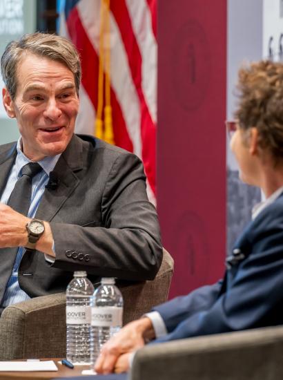 Senior Fellow John H. Cochrane speaks with SF Fed President and CEO Mary C. Daly in Shultz Auditorium on December 6, 2024. (Steve Castillo)