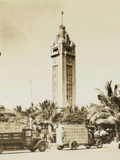 Aloha Tower, Honolulu, Hawaii, 1930s, Dennis M. Ogawa Nippu Jiji Photograph Collection, Hoji Shinbun