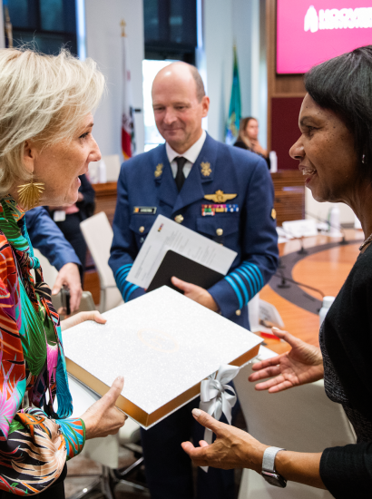 Hoover Institution Director Condoleezza Rice and Her Imperial and Royal Highness Princess Astrid of Belgium exchange a gift in the Annenberg Conference Room on October 7, 2025. (Patrick Beaudouin)