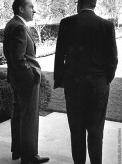 George Shultz and Richard Nixon