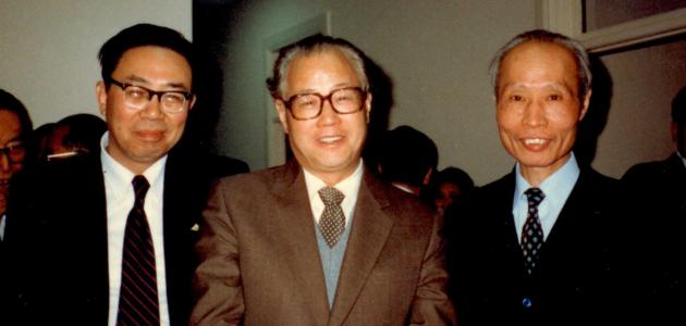 Three men in suits. Li Shenzhi (left) and China’s premier Zhao Ziyang (middle)