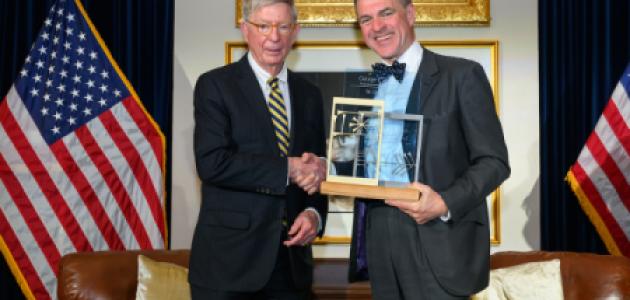 Hoover’s Sir Niall Ferguson Wins 2026 George F. Will Award from Liberty Fund