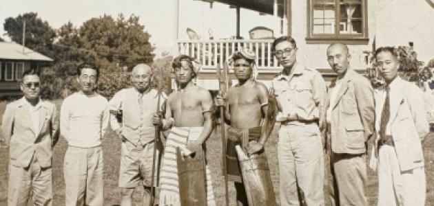 Guests to the Igorot community, November 29, 1943, featuring Ishizaka Yōjirō, a renowned Japanese novelist who was dispatched by the Japanese Army as a war correspondence writer