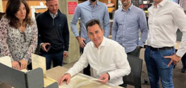 The Vice Governor Of Cordoba, Argentina Views The Juan Domingo Perón Papers While Visiting The Hoover Institution Library & Archives