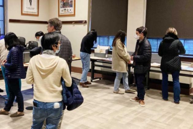 Law librarians and archivists visiting Hoover to look at collection