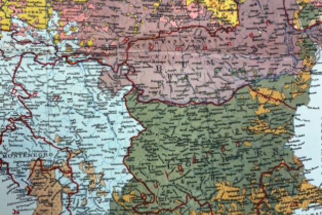 1918 colorized map showing Central Europe, Italy, and the Balkan Peninsula.