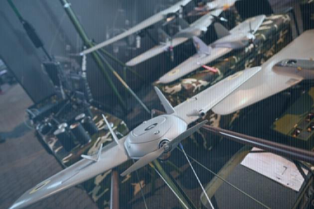 Artificial Intelligence and the Roads to Escalation