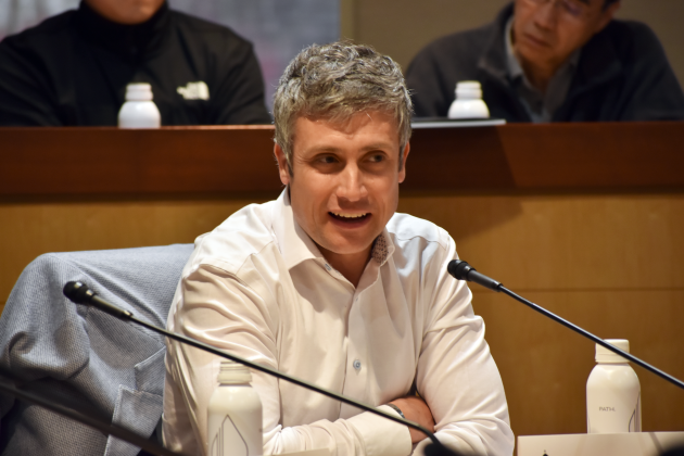 Hoover Institution Veteran Fellow Erik Malmstrom speaks at the Biosecurity Innovation lunch. Malmstrom, who began his career as a light infantry officer in the 10th Mountain Division in the US Army,  is currently CEO of SafeTraces.