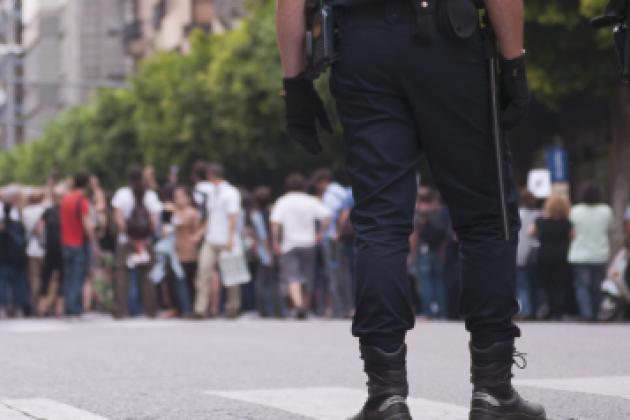 protestpoliceriot   image