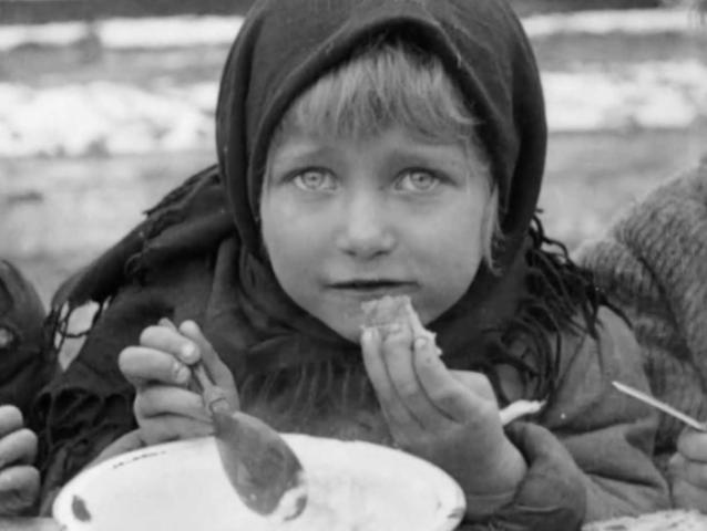 Screencapture of Tsaritsyn girl from film "America's Gift to Famine-Stricken Russia" (1922)