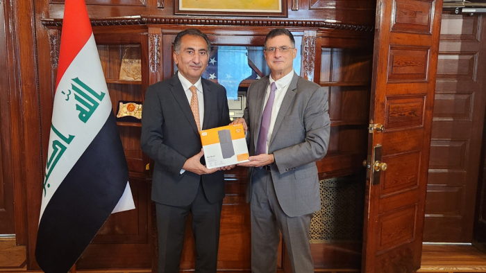 H.E. Nazar Al Khirullah and Eric Wakin
