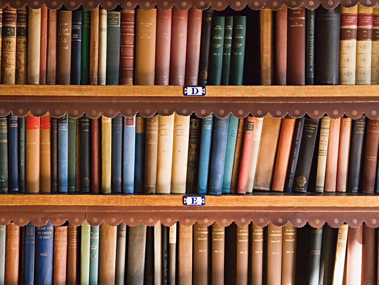 Book Shelf