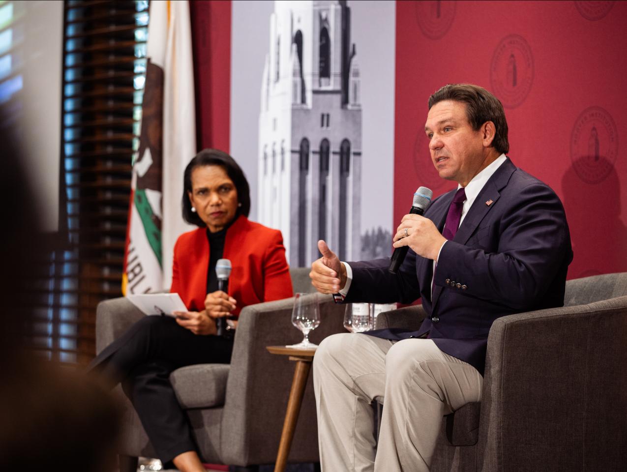 Florida Governor Ron DeSantis speaks in Hoover’s Shultz Auditorium on October 17, 2025. (Patrick Beaudouin)