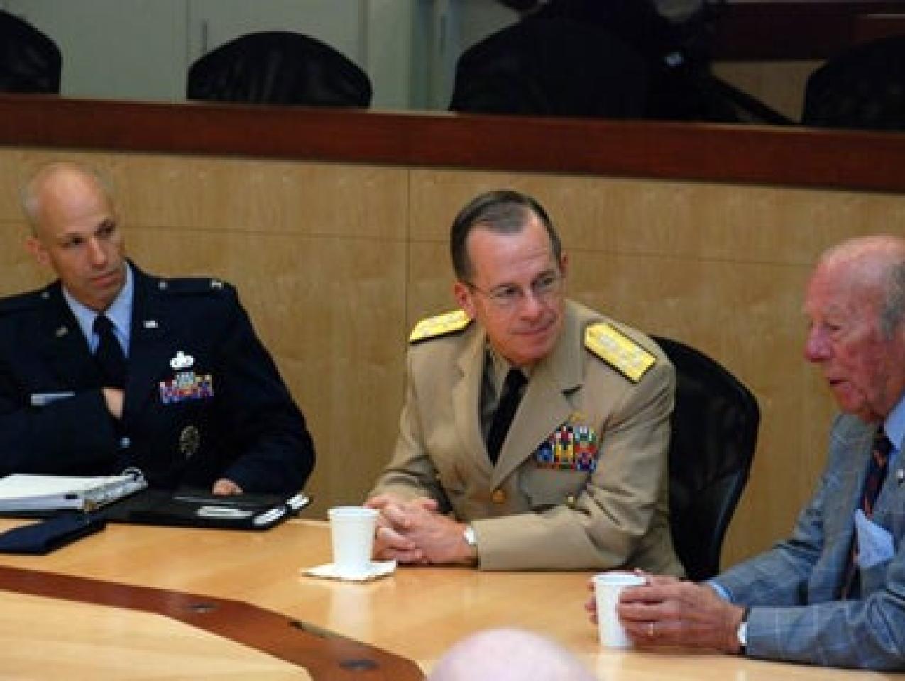 Image for Admiral Michael Mullen visits Hoover