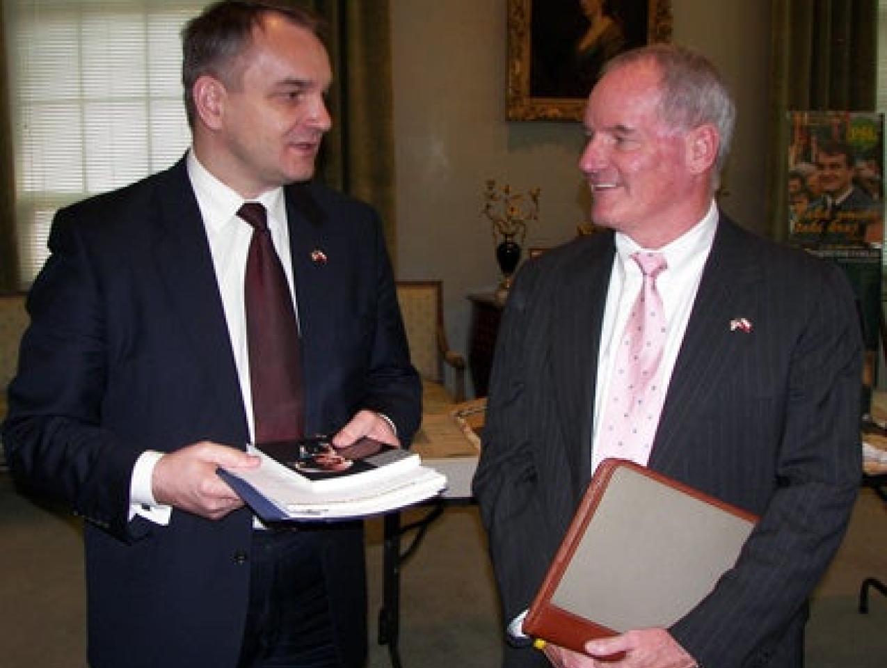 Image for Waldemar Pawlak, Deputy Prime Minister of Poland and Minister of Economy, visited the Hoover Institution
