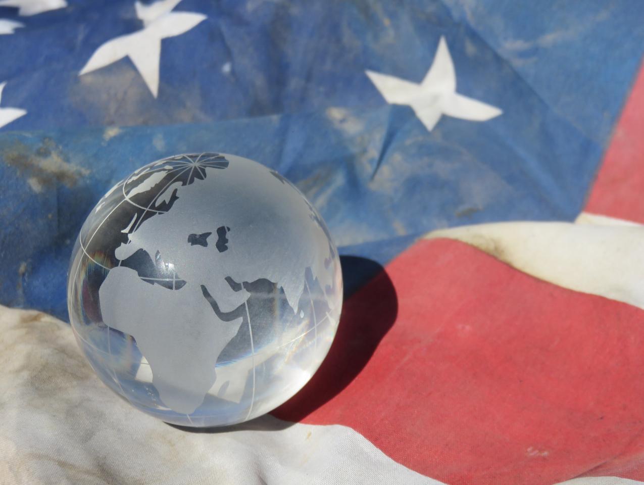 globeflag   image