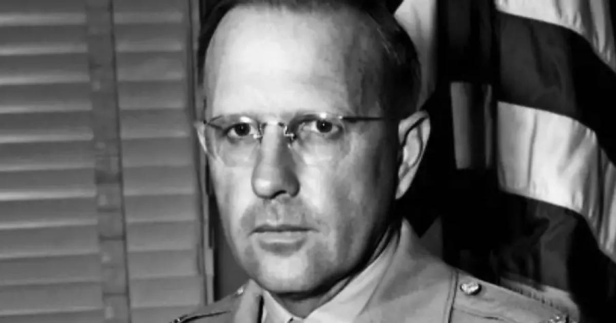 Photo of Boris Pash