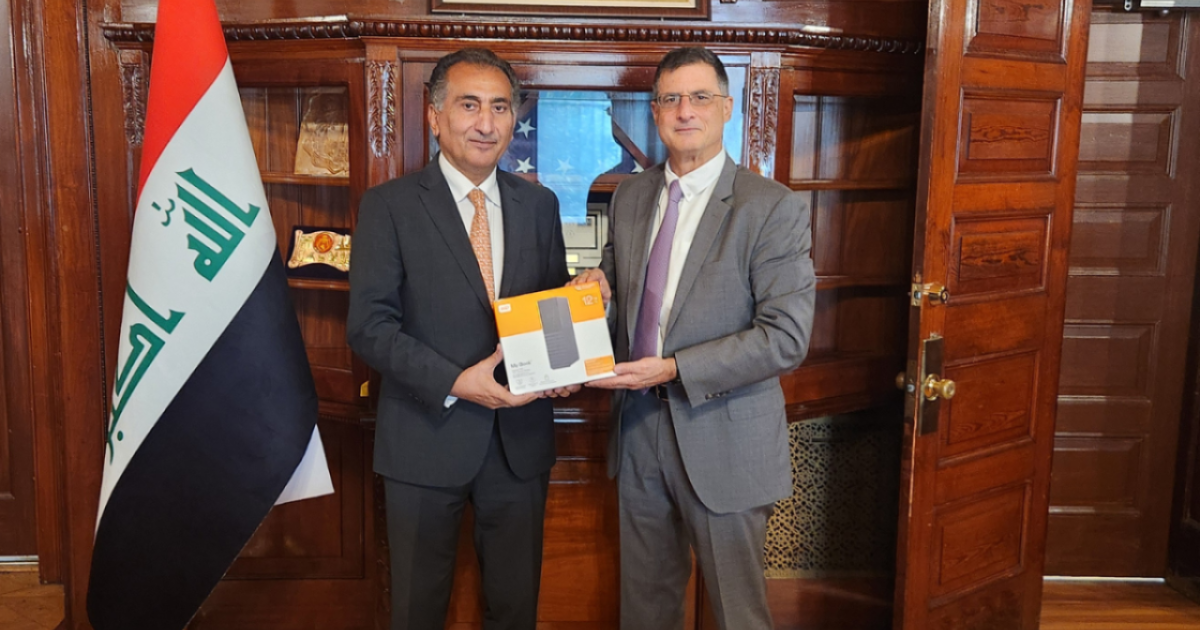 H.E. Nazar Al Khirullah and Eric Wakin